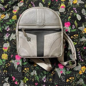 Mandolorian helmet loungefly helmet backpack